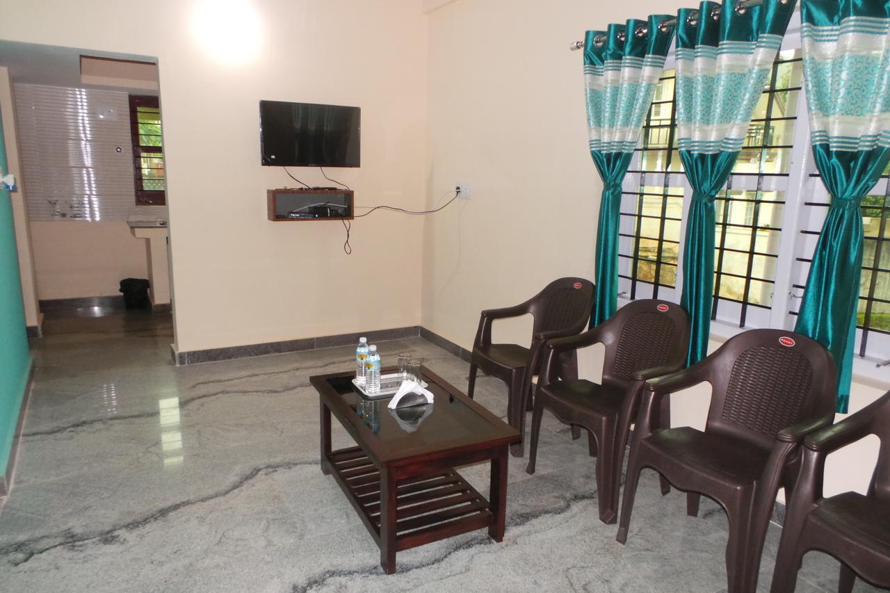 Iroomz Sri Vinayaka Comfort Virajpet Ngoại thất bức ảnh