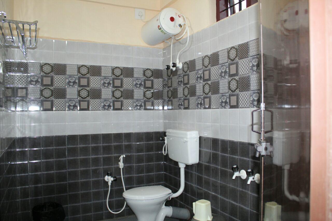 Iroomz Sri Vinayaka Comfort Virajpet Ngoại thất bức ảnh